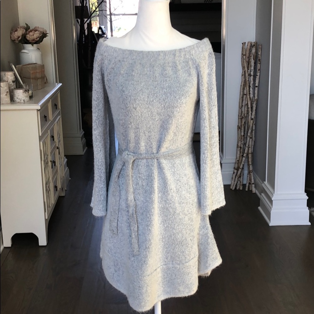 Off the Shoulder Light Grey Sweater Dress-sz M